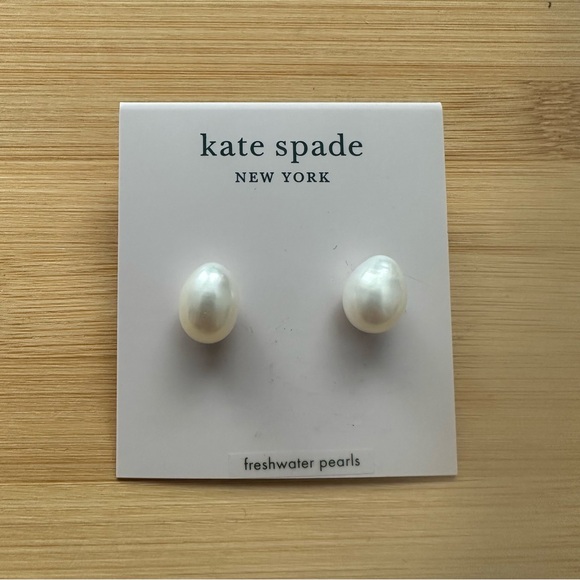 kate spade Jewelry - kate spade - pearl drops - Freshwater Pearl stud earrings - cream- NWT